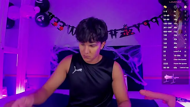 Leo Savage  online show from October 22, 2025, 3:40 am