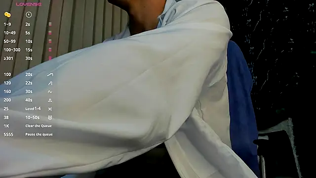 Alexander ferre online show from October 4, 2025, 7:34 pm