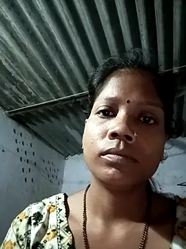 SEXY-MAHI4 online show from October 24, 2025, 2:41 am