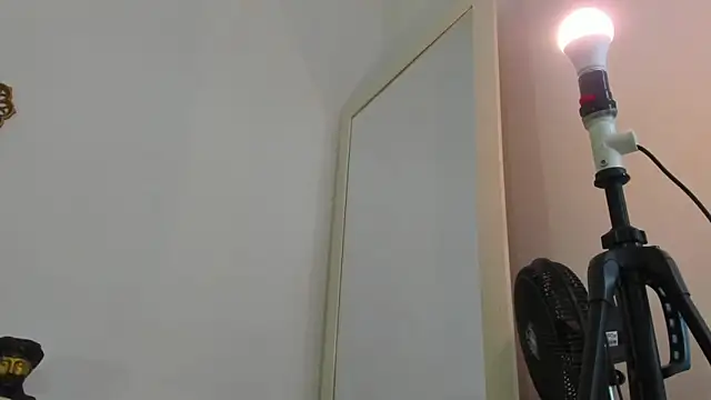  Tarekk  online show from October 15, 2025, 5:35 pm