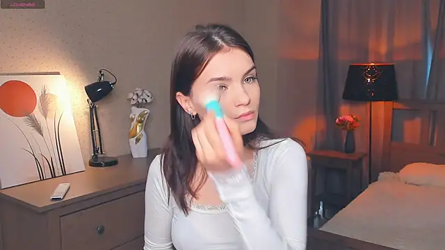 TeriRipka online show from September 12, 2025, 7:08 am