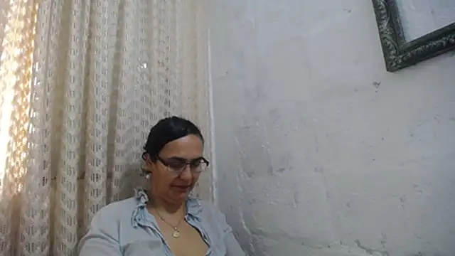 gabbyparker  online show from February 24, 2026, 4:05 pm