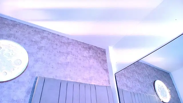 karla-ruiz online show from September 30, 2025, 7:19 pm