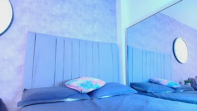 karla-ruiz online show from October 26, 2025, 8:15 pm