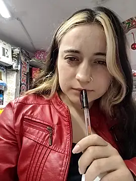 Snapshot of sheeiila chatting on December 19, 2025, 9:11 pm sheeiila online show from December 19, 2025, 9:11 pm