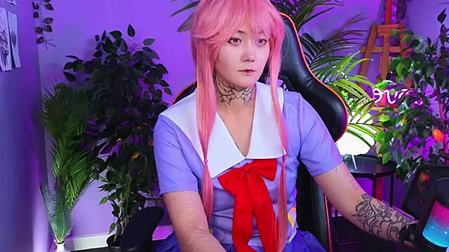 GothXRaven online show from November 28, 2025, 4:09 pm