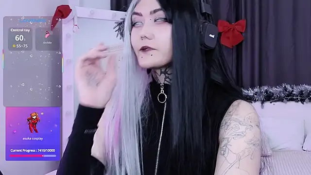 GothXRaven online show from December 22, 2025, 10:45 am