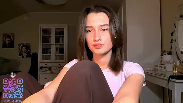 DarlineBrustera online show from November 22, 2025, 2:16 pm