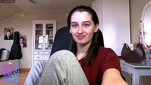 DarlineBrustera online show from April 20, 2026, 2:20 pm