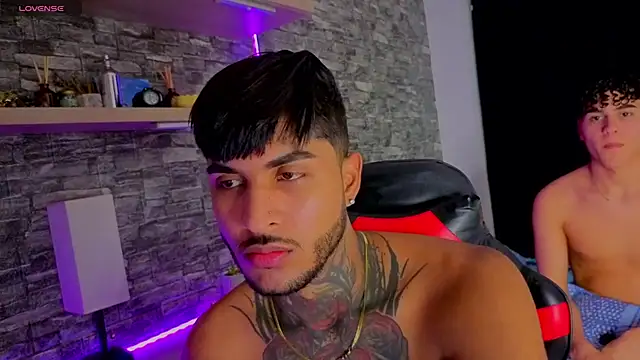 Theimperialboys  online show from April 21, 2026, 12:01 am