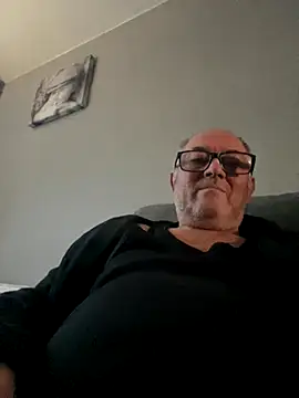 naughtygrandad1 online show from October 6, 2025, 6:22 am