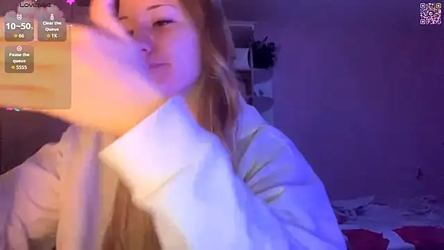 PandaFluff online show from February 7, 2026, 5:16 pm