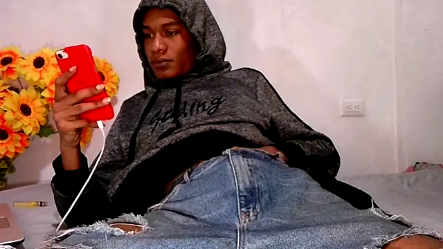 Noah Miller7 online show from October 25, 2025, 12:23 pm