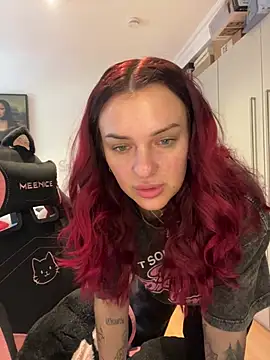 OliviaaFischer online show from April 16, 2026, 8:59 am