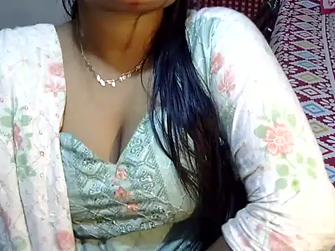 Nusrat Faria07 online show from October 21, 2025, 7:47 pm