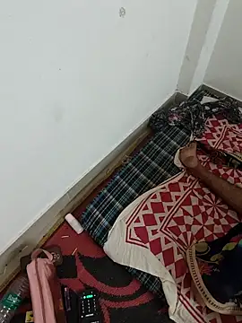 Komal-stream online show from September 17, 2025, 7:48 pm