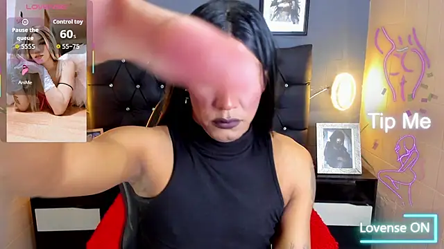 Lucia-Horny24 online show from November 7, 2025, 6:30 pm