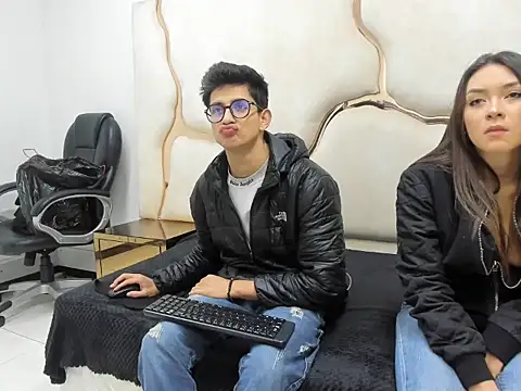 Noa Arez online show from October 1, 2025, 3:01 am