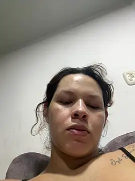 miacarrot online show from August 5, 2026, 2:58 am