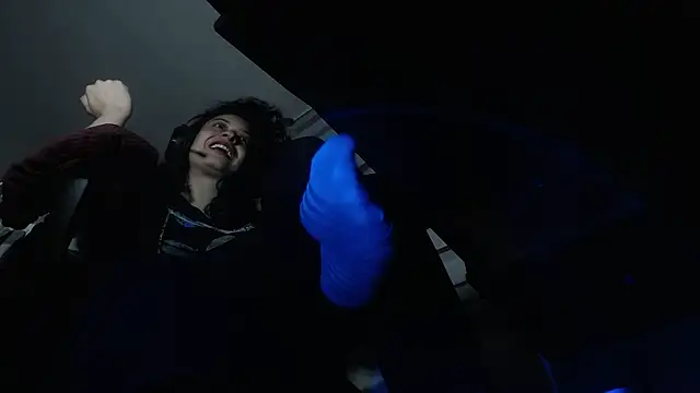 miss carmila1 online show from December 4, 2025, 10:51 pm