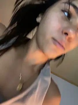 LilybethGray online show from April 18, 2026, 11:05 pm