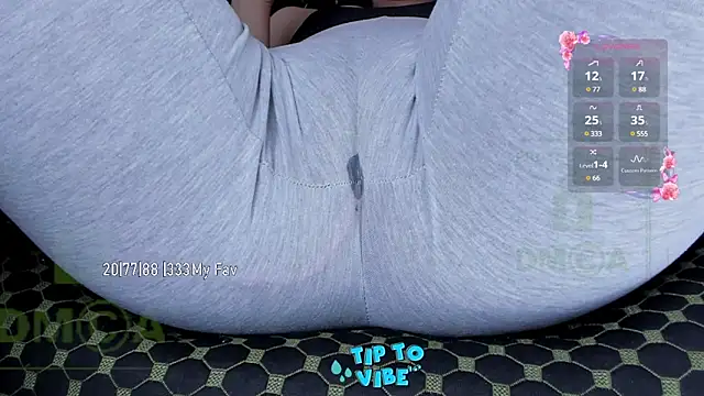 Cameltoe squirt inPants online show from March 15, 2025, 10:46 am