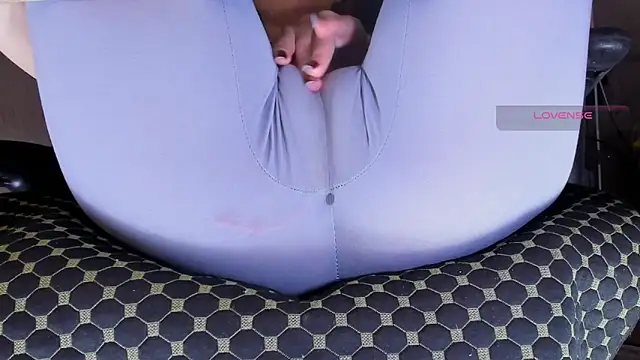 Snapshot of Cameltoe_squirt_inPants chatting on December 17, 2025, 1:06 pm Cameltoe squirt inPants online show from December 17, 2025, 1:06 pm