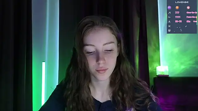 Snapshot of eskatmi chatting on June 25, 2026, 2:44 am eskatmi online show from June 25, 2026, 2:44 am