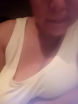 Cassandrina1 online show from September 12, 2025, 4:23 am