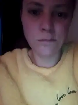 Cassandrina1 online show from November 3, 2025, 6:14 am