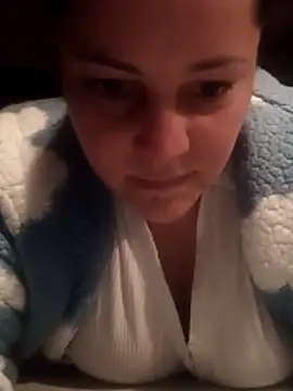 Cassandrina1 online show from November 27, 2025, 4:47 am