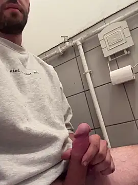 Snapshot of Maximoousse chatting on September 10, 2025, 8:25 am Maximoousse online show from September 10, 2025, 8:25 am