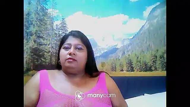 Snapshot of indianhoney694u chatting on January 23, 2025, 8:15 am indianhoney694u online show from January 23, 2025, 8:15 am