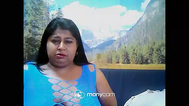 Snapshot of indianhoney694u chatting on February 20, 2025, 5:33 am indianhoney694u online show from February 20, 2025, 5:33 am
