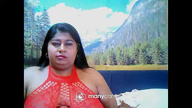 Snapshot of indianhoney694u chatting on March 7, 2025, 5:28 pm indianhoney694u online show from March 7, 2025, 5:28 pm