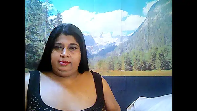 Snapshot of indianhoney694u chatting on September 22, 2025, 5:20 am indianhoney694u online show from September 22, 2025, 5:20 am