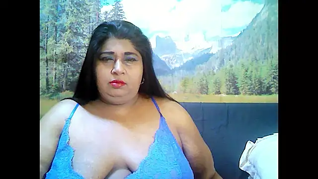 Snapshot of indianhoney694u chatting on October 16, 2025, 6:36 am indianhoney694u online show from October 16, 2025, 6:36 am