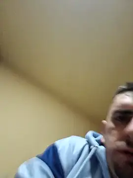 Lawrence067 online show from December 17, 2025, 9:10 pm