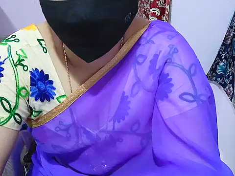 jannu6482 online show from October 23, 2025, 2:27 pm