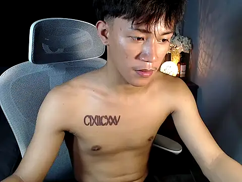 naughtyboyloy 0 online show from January 18, 2026, 7:23 am