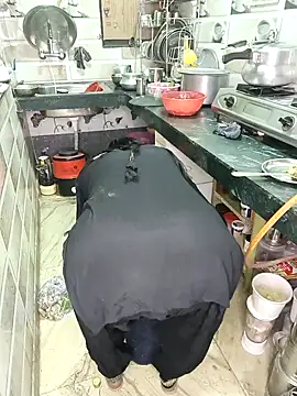 PRIYA 22 online show from November 18, 2025, 12:31 pm