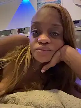 Angelbunnyy online show from January 13, 2026, 1:49 pm