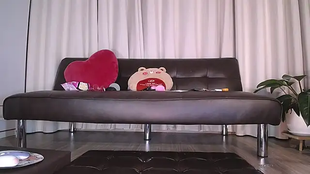 Snapshot of Liz_Hu chatting on September 11, 2025, 4:29 pm Liz Hu online show from September 11, 2025, 4:29 pm