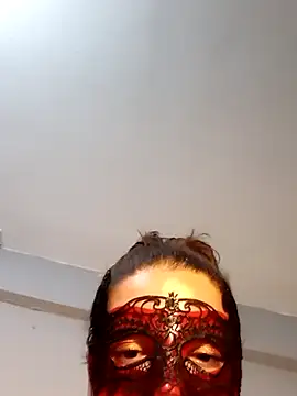 Snapshot of Maskelihatun chatting on September 19, 2025, 6:08 pm Maskelihatun online show from September 19, 2025, 6:08 pm