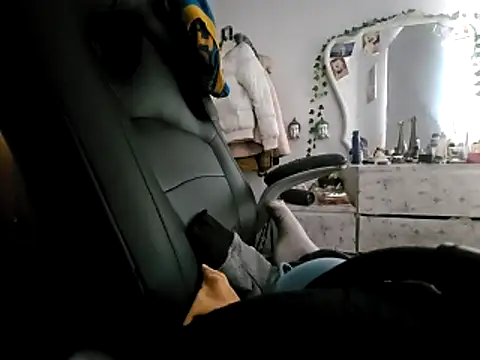 deviansilva online show from April 26, 2026, 8:34 am