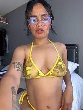 Melissa coch online show from February 16, 2026, 3:52 pm