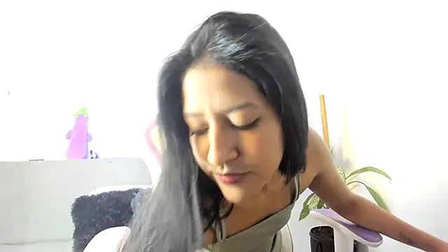 Valery mz online show from December 4, 2025, 2:32 am