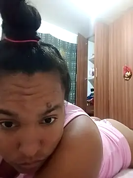 Snapshot of Viviana_h chatting on November 24, 2025, 1:38 am Viviana h online show from November 24, 2025, 1:38 am