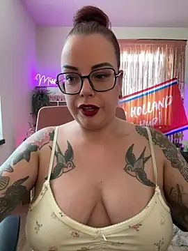 Miss Lucifer6 online show from June 28, 2026, 1:17 pm