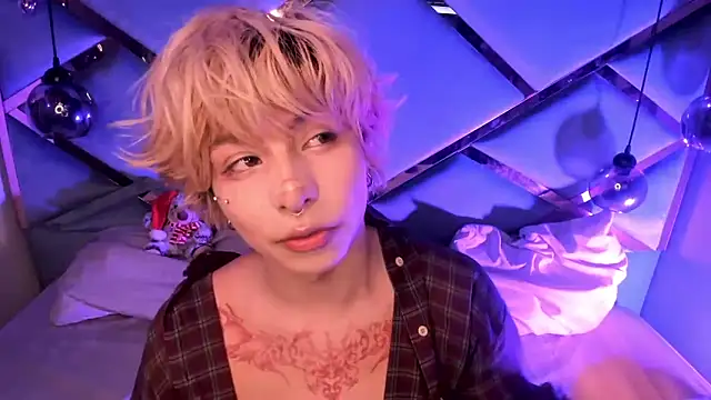 OliIverr22 online show from December 21, 2025, 1:29 pm